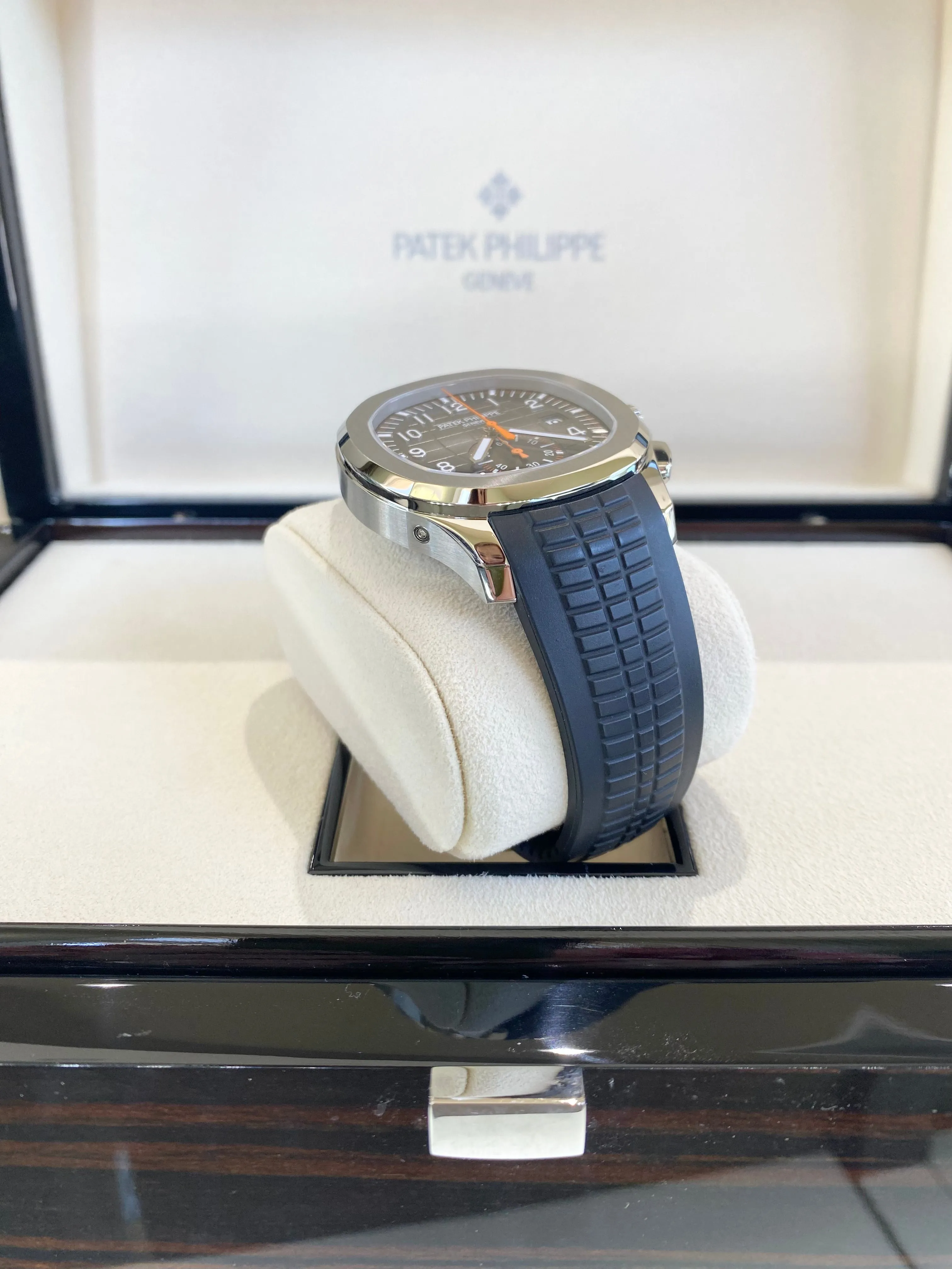 2024 Patek Philippe Aquanaut Self-Winding 5968A
