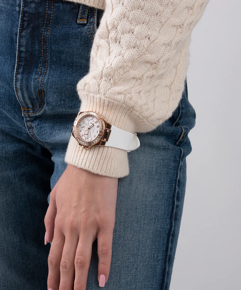 GUESS GW0118L4