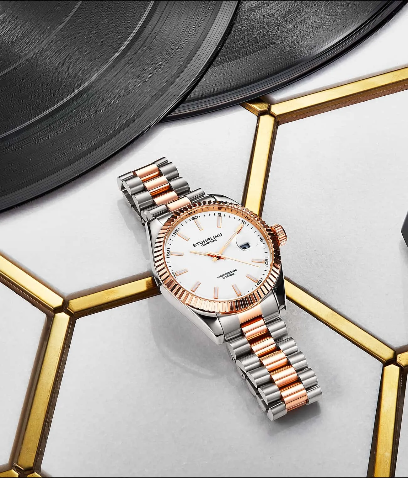 Lineage 3935.2, 3935.5 Set with Signature Pen and Stud Earrings