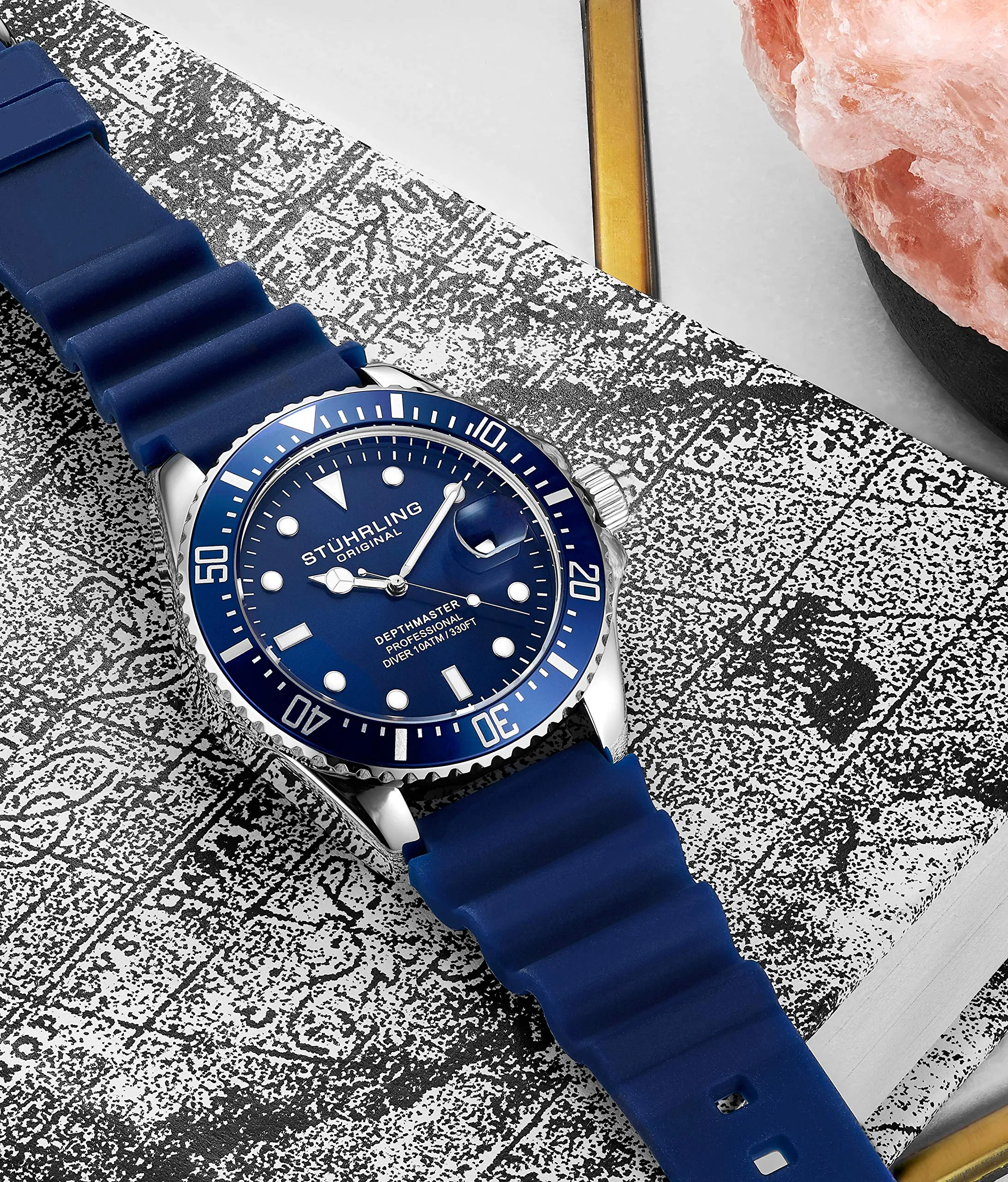 Stuhrling Original Watches for Men - Pro Diver Watch - Sports Watch for Men with Screw Down Crown for 330 Ft. of Water Resistance - Analog Dial, Quartz Movement - Mens Watches Collection (Blue)