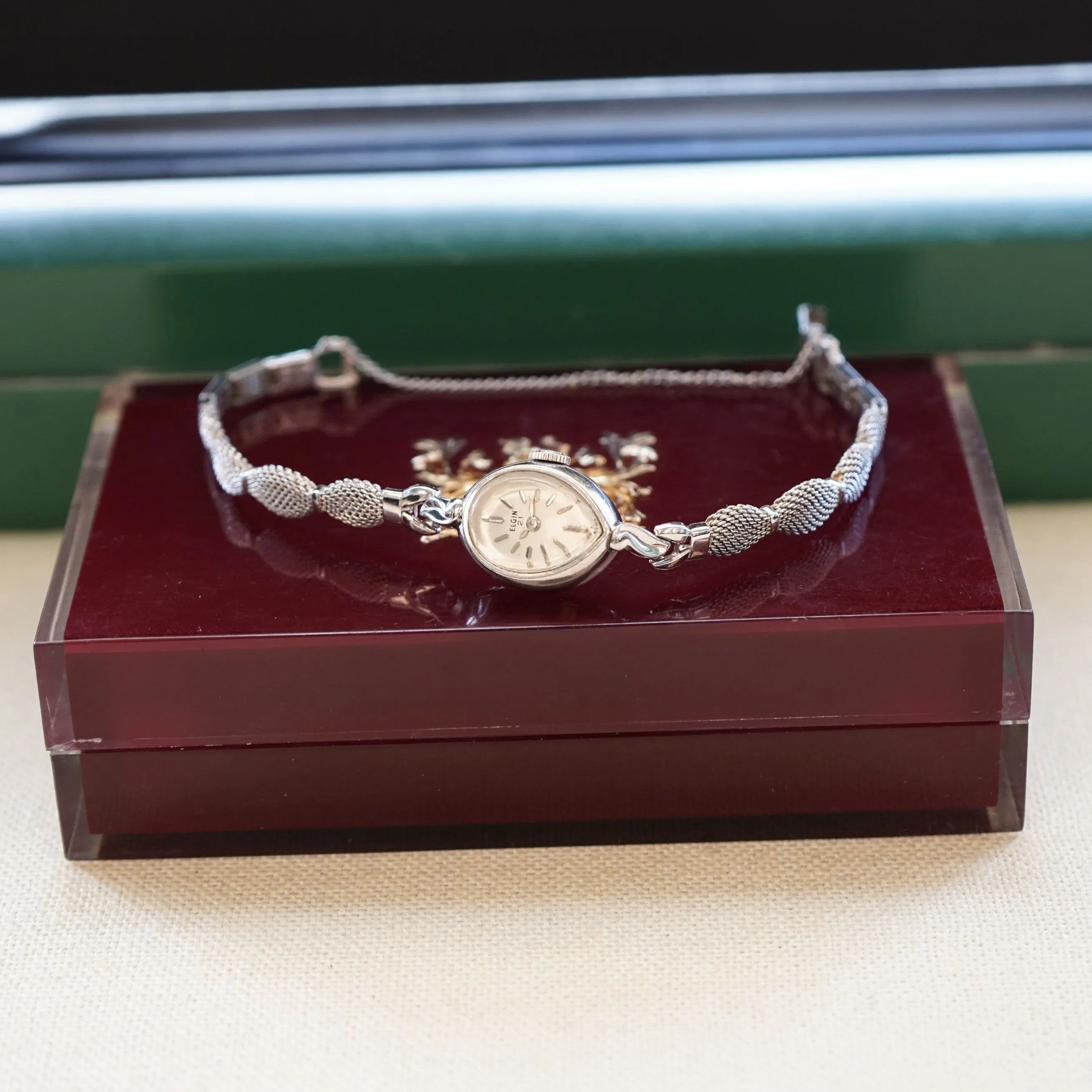 Vintage ELGIN 21 Jewels Ladies Cocktail Watch Cal. Grade 316 Original Speidel Mesh Bracelet Swiss - In Box!