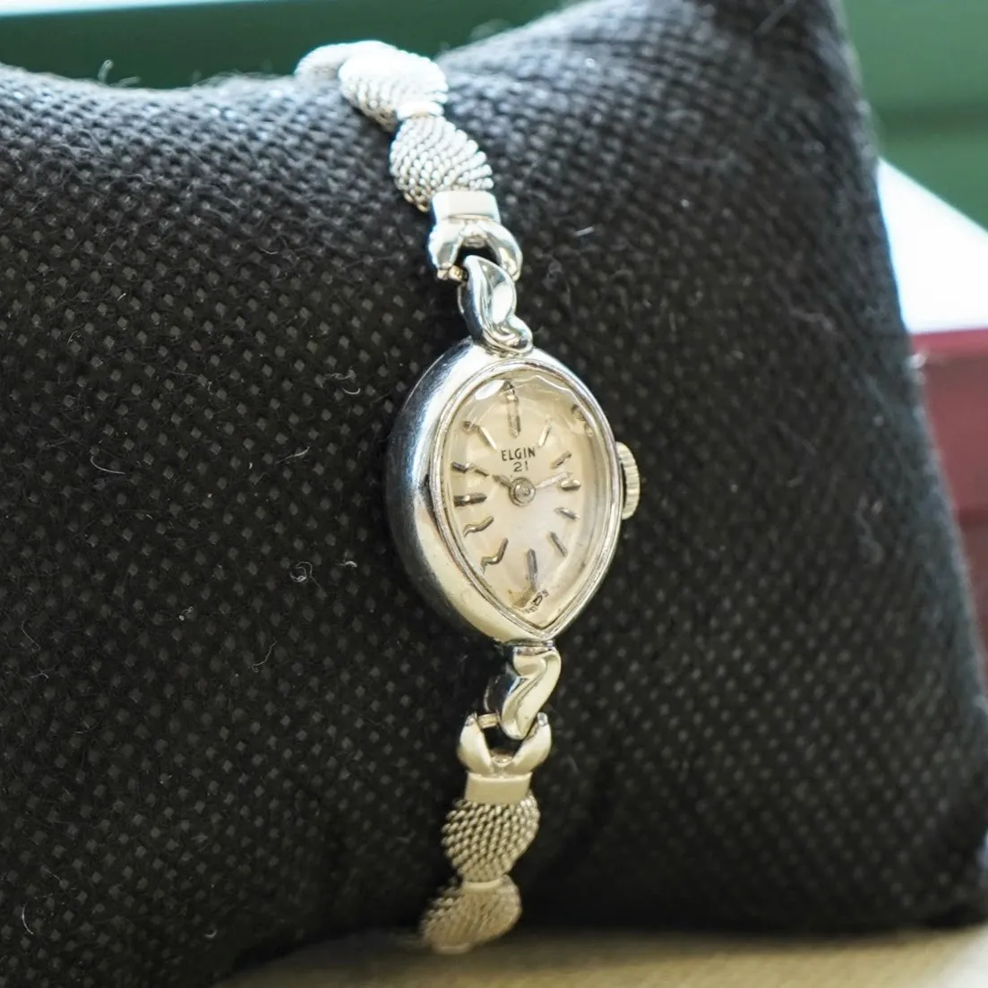 Vintage ELGIN 21 Jewels Ladies Cocktail Watch Cal. Grade 316 Original Speidel Mesh Bracelet Swiss - In Box!